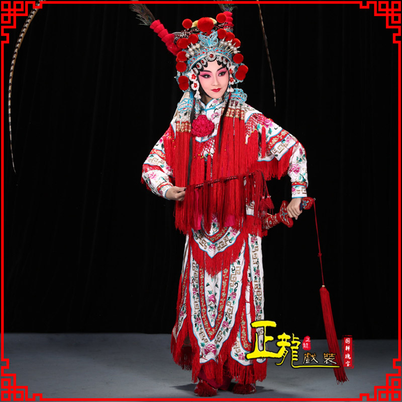 梁子湖刀马旦改容战父 软绉镶边女改良靠